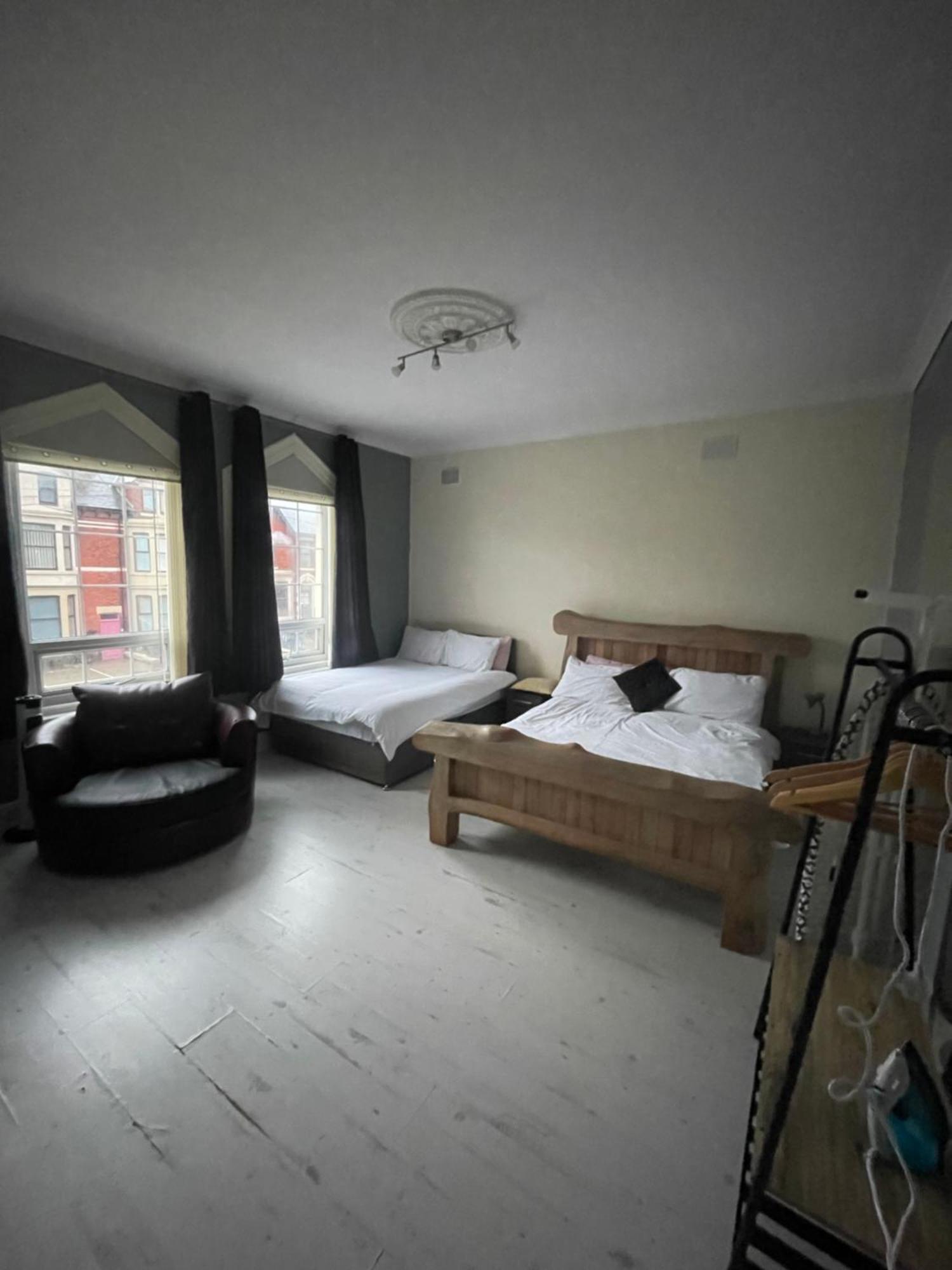 Hotel Valencia à Blackpool Extérieur photo